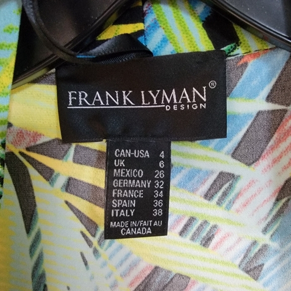 Frank Lyman Tropical Print Jacket - Picture 3 of 5